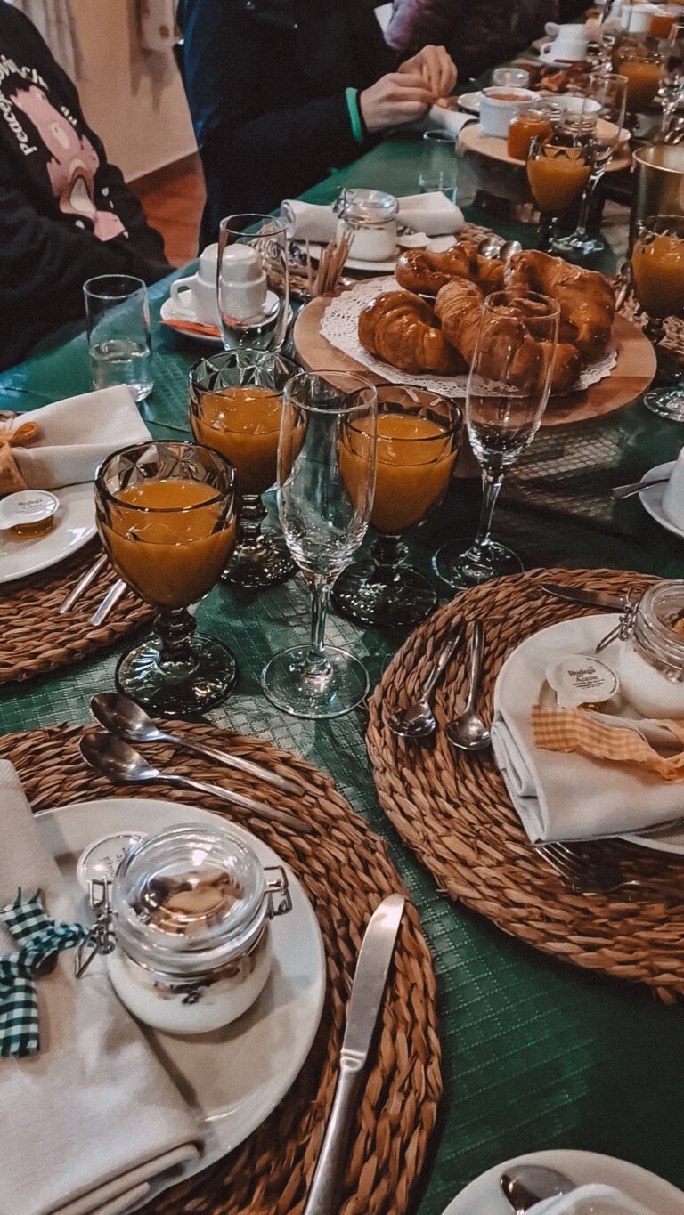Yoga | Brunch | Taller de Perfumes con aceites esenciales