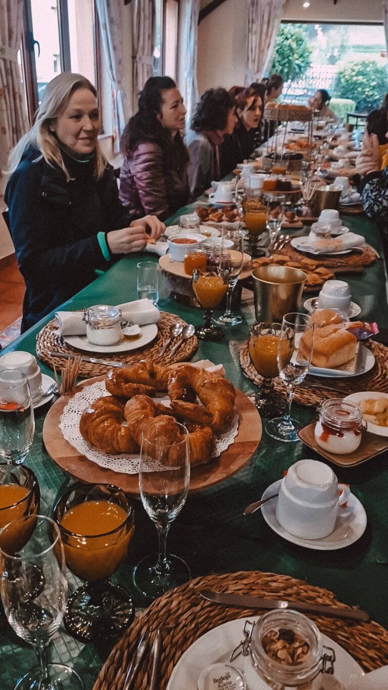 Yoga | Brunch | Taller de Perfumes con aceites esenciales