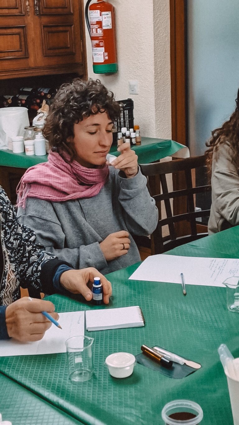 Yoga | Brunch | Taller de Perfumes con aceites esenciales
