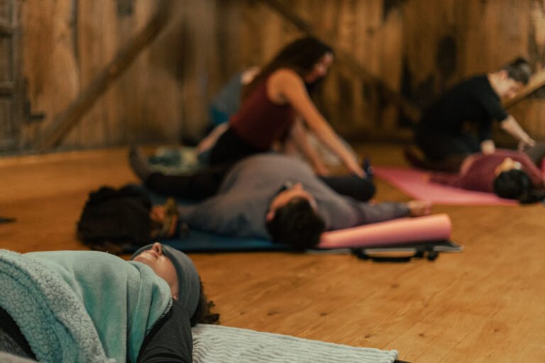 Yoga Brunch Taller de Masaje Thai