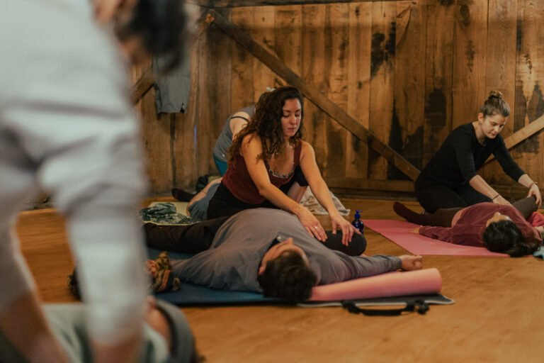 Yoga Brunch Taller de Masaje Thai